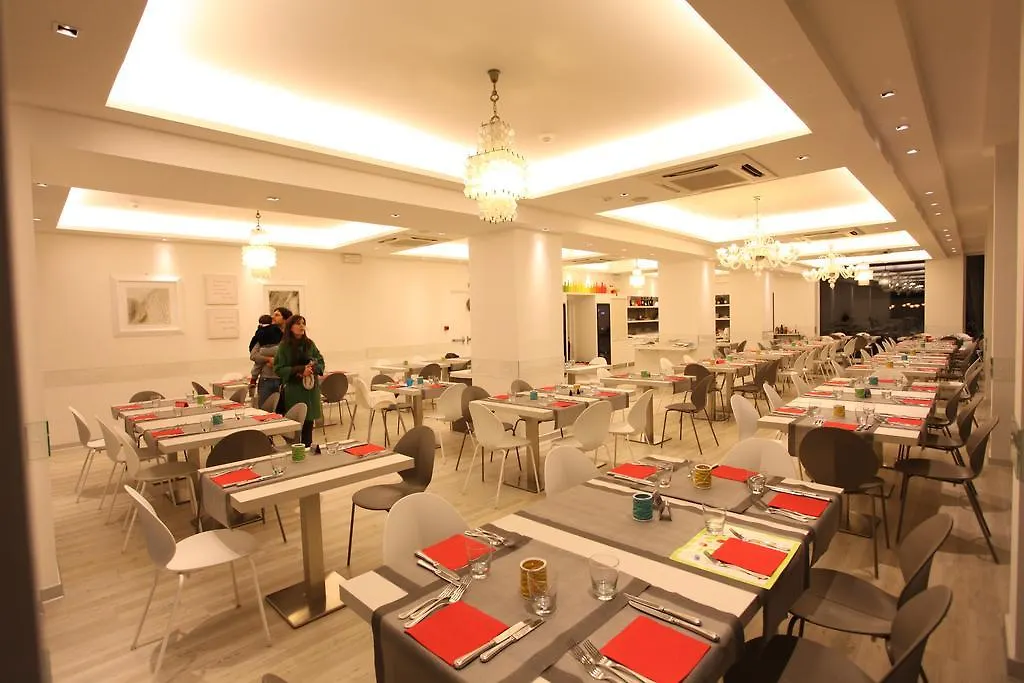 Hotel Fantasy Riccione 3*,